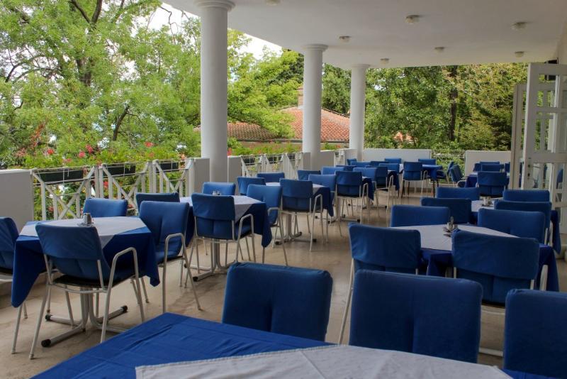 Hotel Delfin Omišalj Exterior foto